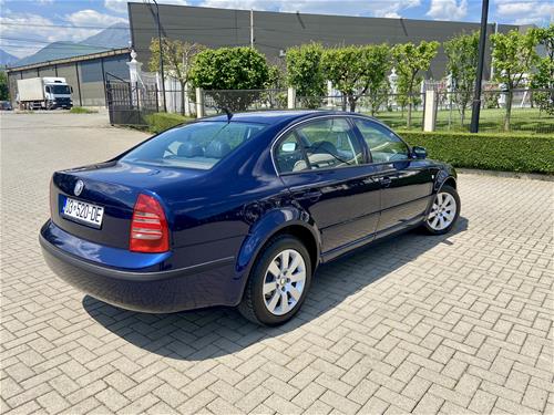 SKODA SUPER B 1.9 TDI 96KW 2003.