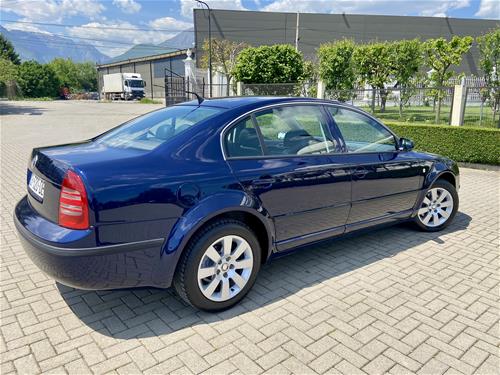 SKODA SUPER B 1.9 TDI 96KW 2003.