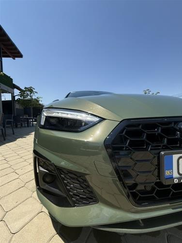 AUDI