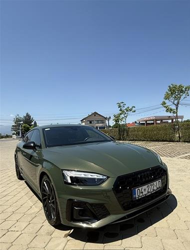 AUDI