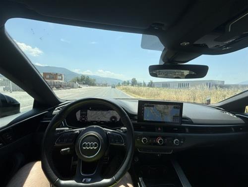 AUDI