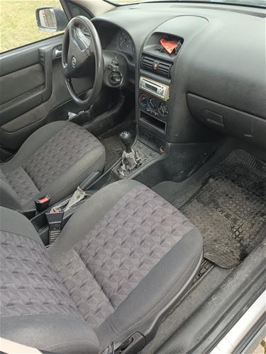 She's ose ndrroj veture Opel Astra