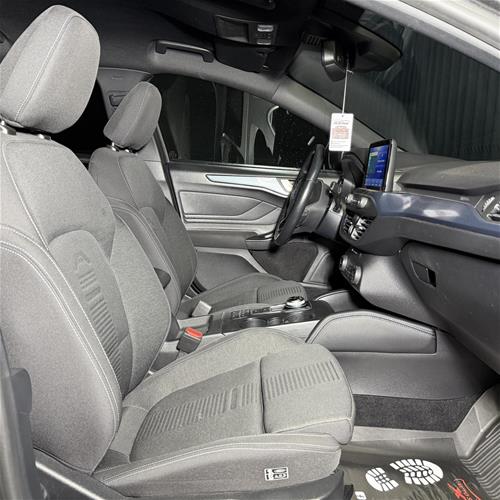 FORD FOCUS TURNIER 2.0d - ECOBLUE - ACTIVE