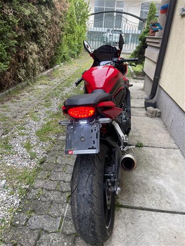 Honda CBR650R