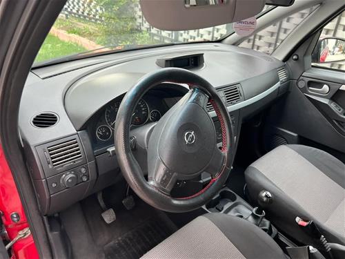 Shes veturen Opel Meriva A