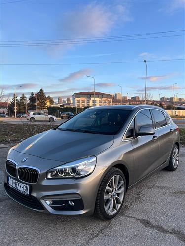 BMW M 220D Active Tourer 2.0 2015 nga Zvicrra