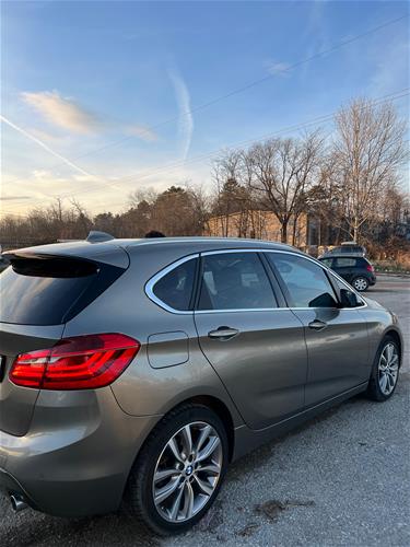 BMW M 220D Active Tourer 2.0 2015 nga Zvicrra
