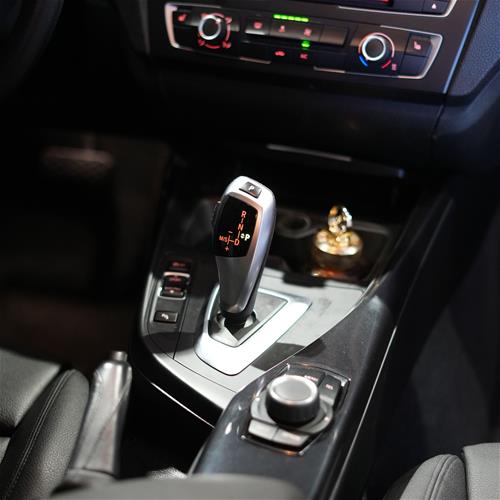 BMW 118D SPORT LINE
