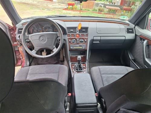 Shitet Mercedesi C180
