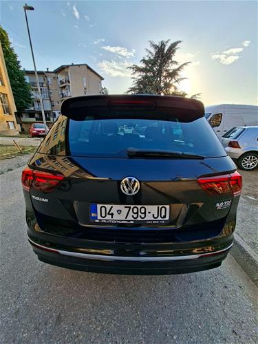 Shitet vetura vw