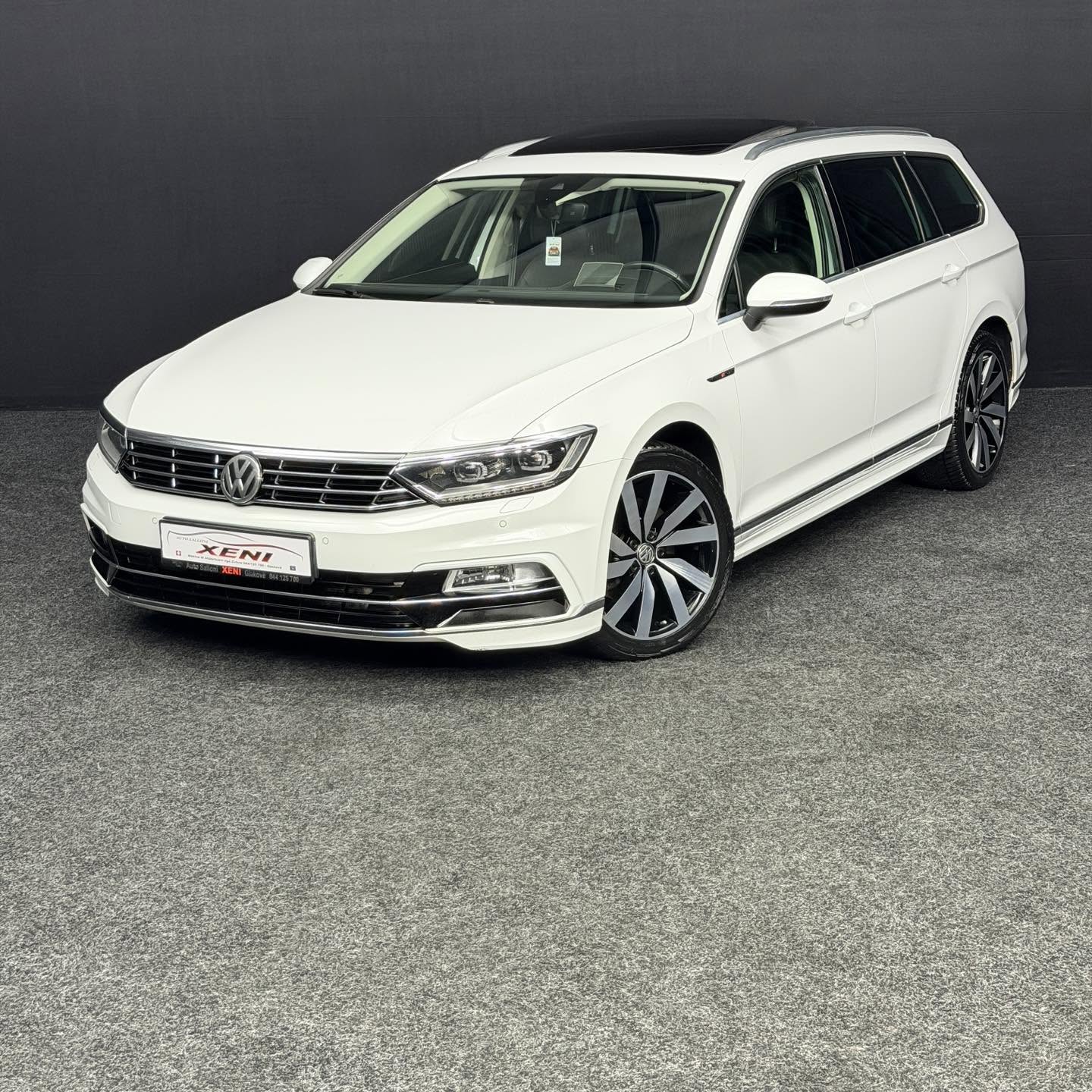 đ„ VW PASSAT B8 2.0TDI 3x R-LINE - 4MOTION đ„ PANORAM - HEADUP DISPLAY - DIGITAL COCKPIT