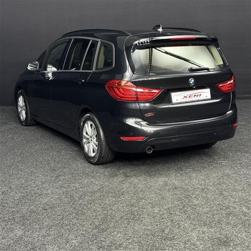 BMW 220d LUXURY LINE - *HEADUP DISPLAY*