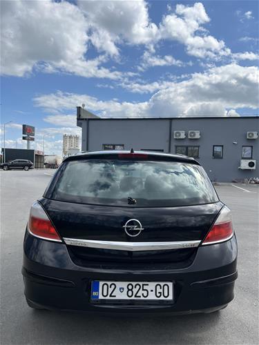 Opel Astra H 2005