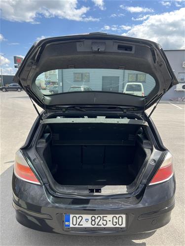 Opel Astra H 2005
