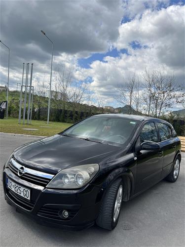Opel Astra H 2005