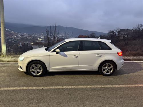 Audi A3 Sportback 2.0 TDI S tronic|125,000 km|Europë|RKS