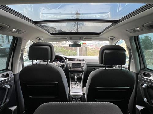 Shes VW Tiguan
