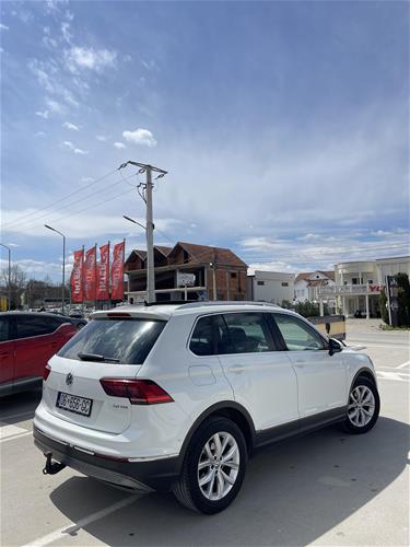 Shes VW Tiguan