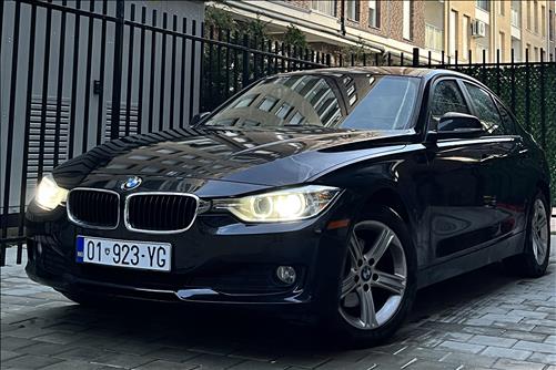 2015 BMW 320d xDrive 124,000km (Te garantuara)