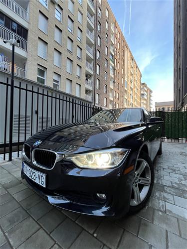 2015 BMW 320d xDrive 124,000km (Te garantuara)