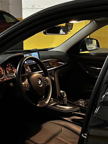 2015 BMW 320d xDrive 124,000km (Te garantuara)