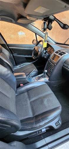 Shes veturën Peugeot 407