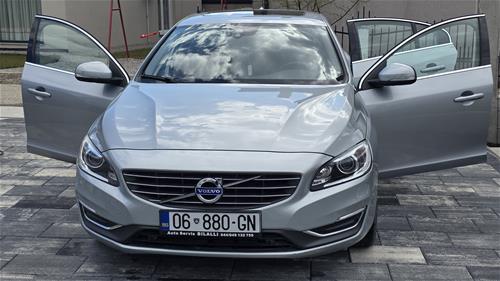 Volvo S60 D2