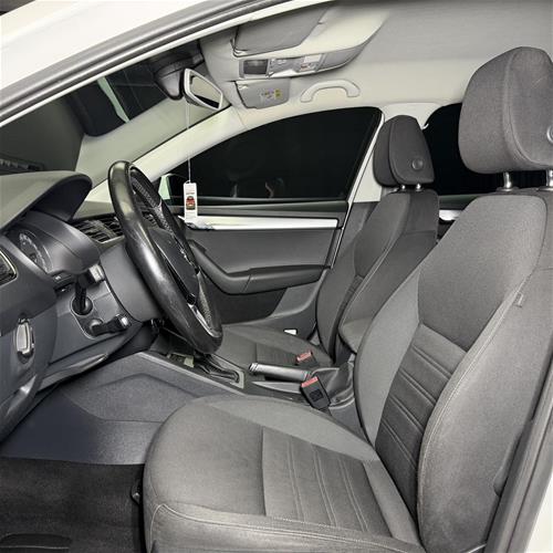 SKODA OCTAVIA 2.0TDI 4x4 DSG - BLUEMOTION