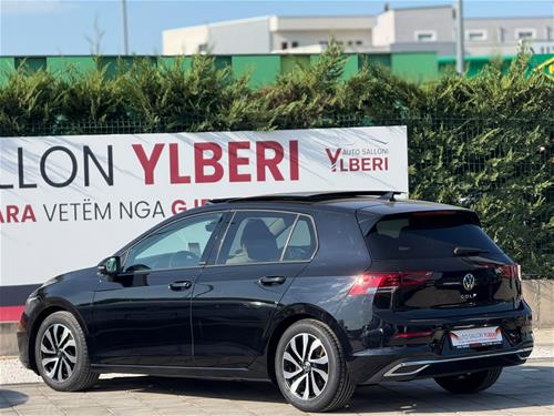 VW GOLF VIII ACTIVE 2.0 TDI 150 PS 2022