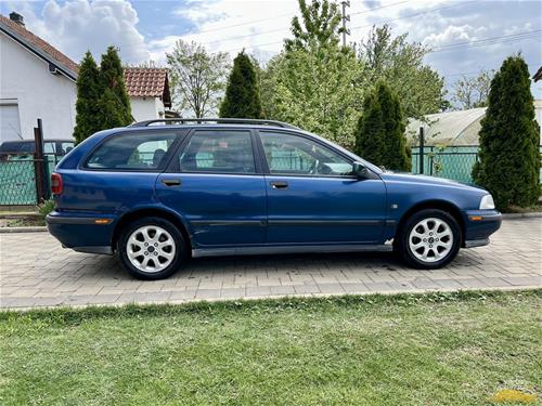 Volvo V40 (1999) Benzin 2.0