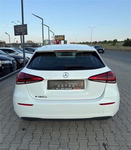MERCEDES BENZ A CLASS 180d 2018 E SAPO DOGANUAR