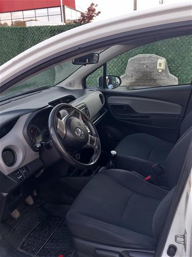 Shitet Toyota Yaris 1.0 Benzinë, viti 2016