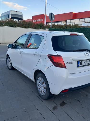 Shitet Toyota Yaris 1.0 Benzinë, viti 2016