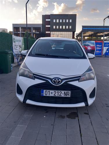 Shitet Toyota Yaris 1.0 Benzinë, viti 2016