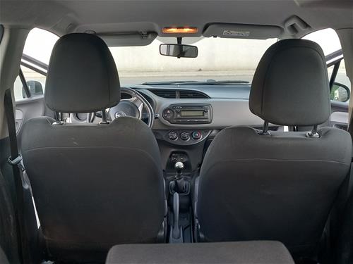 Shitet Toyota Yaris 1.0 Benzinë, viti 2016
