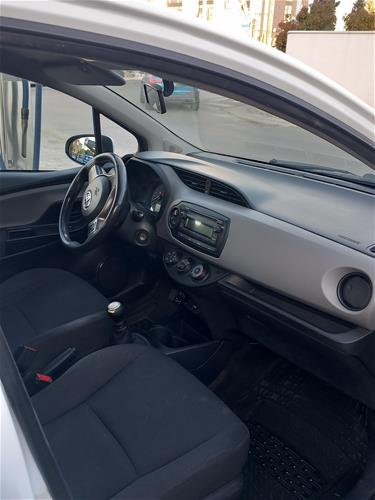 Shitet Toyota Yaris 1.0 Benzinë, viti 2016
