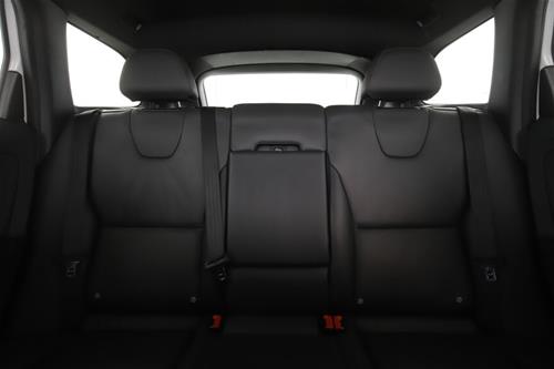 Volvo XC60 D4 - Familjare, e Sigurt dhe e Mirëmbajtur