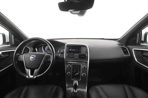 Volvo XC60 D4 - Familjare, e Sigurt dhe e Mirëmbajtur
