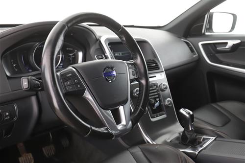 Volvo XC60 D4 - Familjare, e Sigurt dhe e Mirëmbajtur