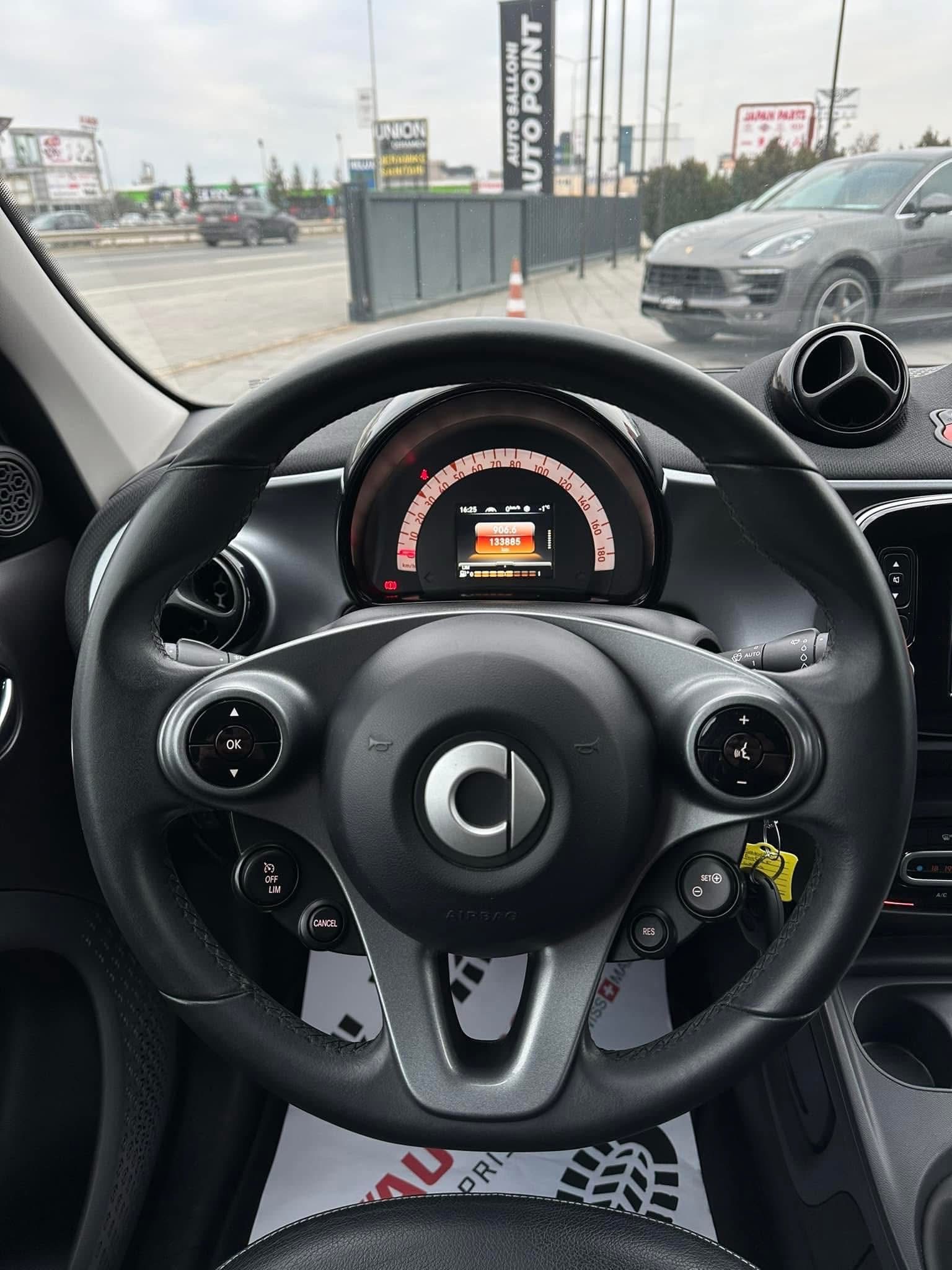 SMART FORFOUR PRIME 900 CCM BENZIN