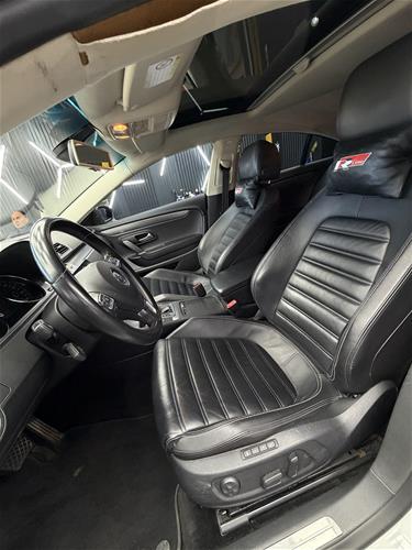 VW Passat CC 2.0 TDI DSG (2015)