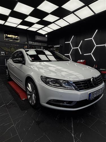 VW Passat CC 2.0 TDI DSG (2015)