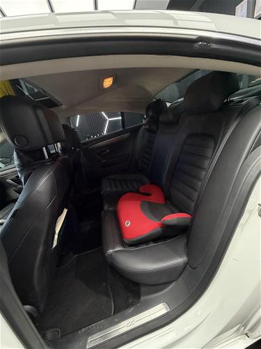 VW Passat CC 2.0 TDI DSG (2015)