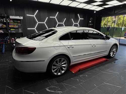 VW Passat CC 2.0 TDI DSG (2015)