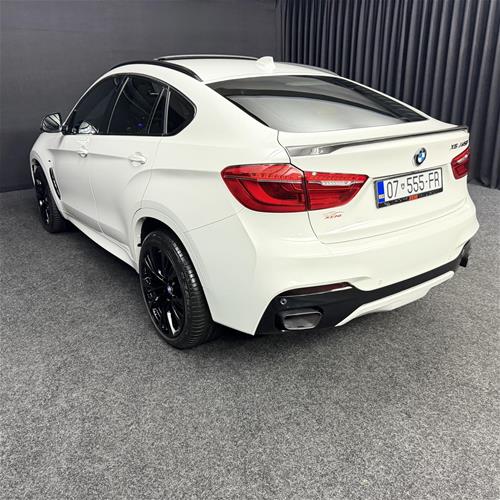 BMW X6 /// M50d SPORT X-DRIVE - DOUBLE PANORAM CARBON EDITION - DIGITAL COCKPIT - 360* CAMERA