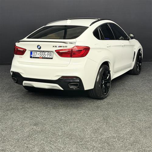 BMW X6 /// M50d SPORT X-DRIVE - DOUBLE PANORAM CARBON EDITION - DIGITAL COCKPIT - 360* CAMERA