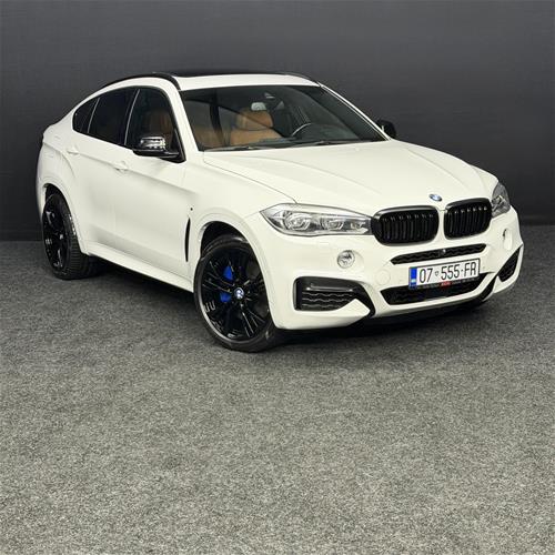 BMW X6 /// M50d SPORT X-DRIVE - DOUBLE PANORAM CARBON EDITION - DIGITAL COCKPIT - 360* CAMERA
