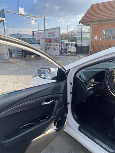 Shes veture hyundai i40