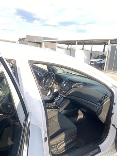 Shes veture hyundai i40