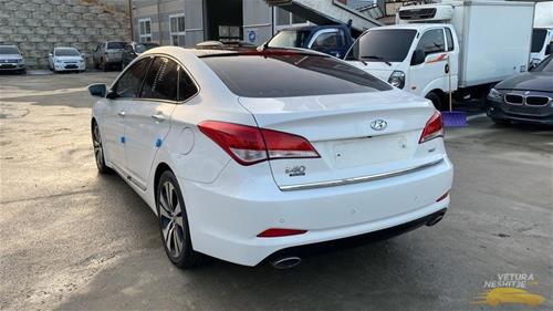 Vetura ne shitje Hyundai i40